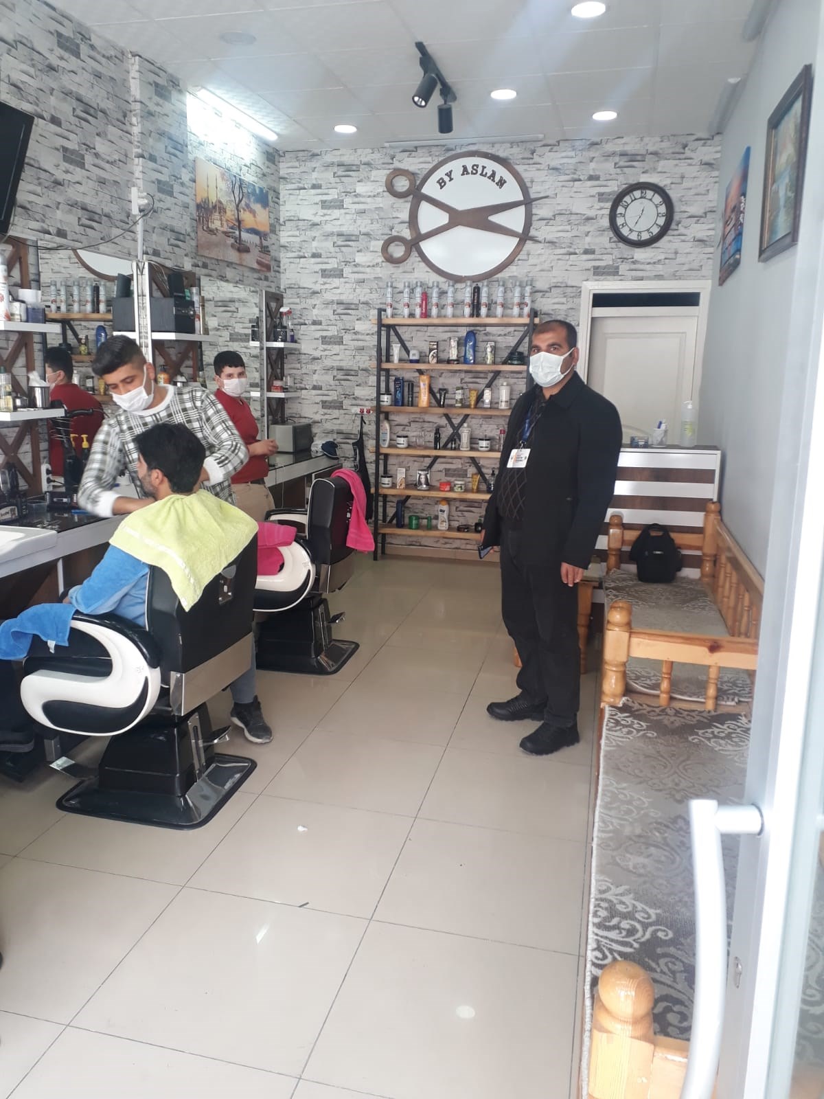Berberler, Kuaförler, Güzellik Merkezileri, Hamam ve Saunalar ile Masaj salonları denetlendi